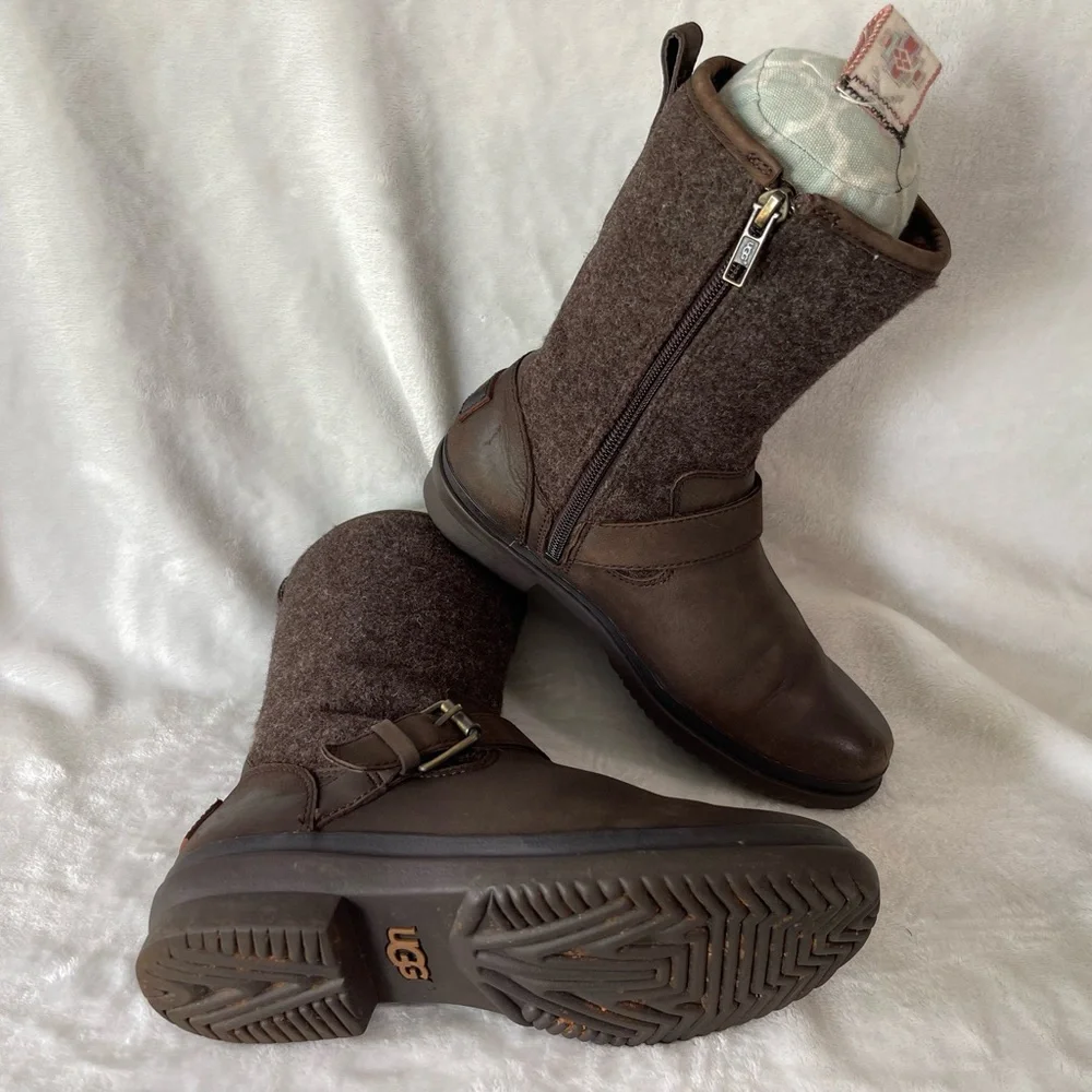 UGG Australia Robbie waterproof boots size 5.5